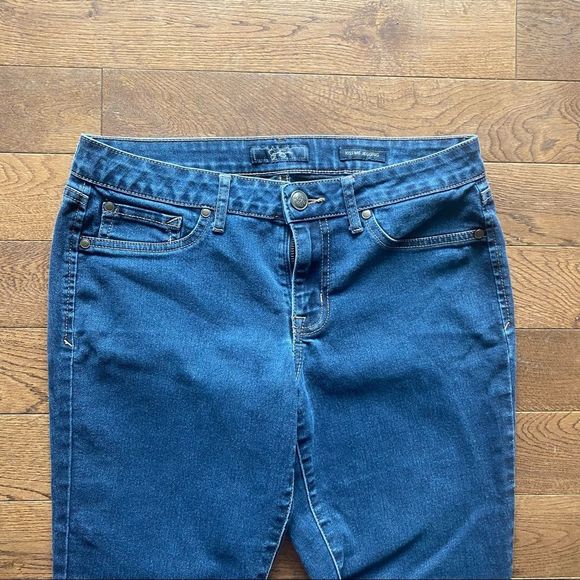 Jessica Simpson Jeans - Picture 3 of 12